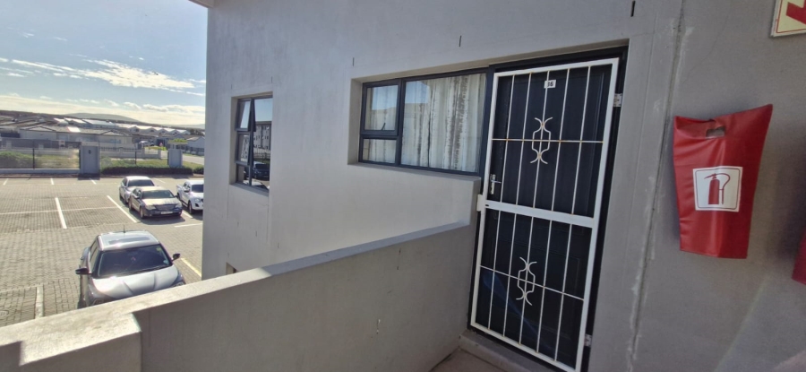 To Let  Bedroom Property for Rent in Parklands Western Cape